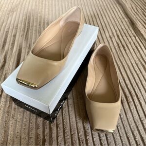 Alfani Beige Flats with Metallic Tips